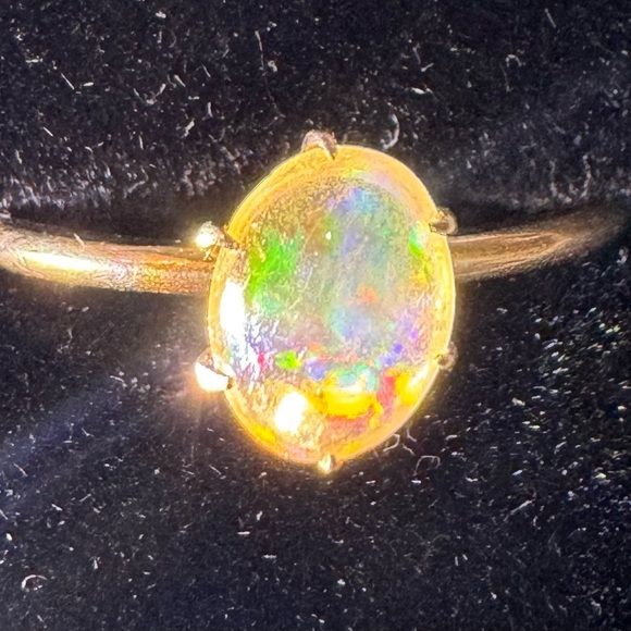14kt rose gold Antique Victorian .40 Mexican Fire Opal Cabochon 6 prong estate